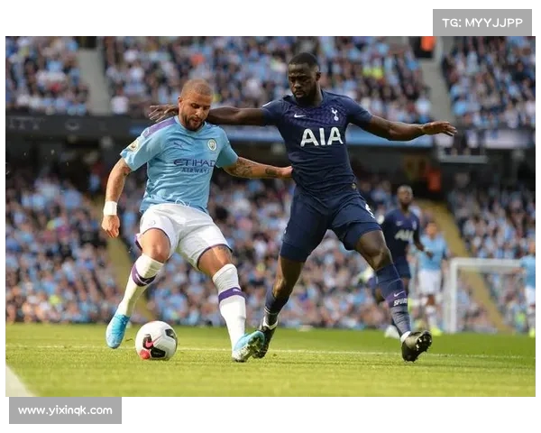 英超战术大师解析：如何通过战略布局重塑比赛格局与球队风格